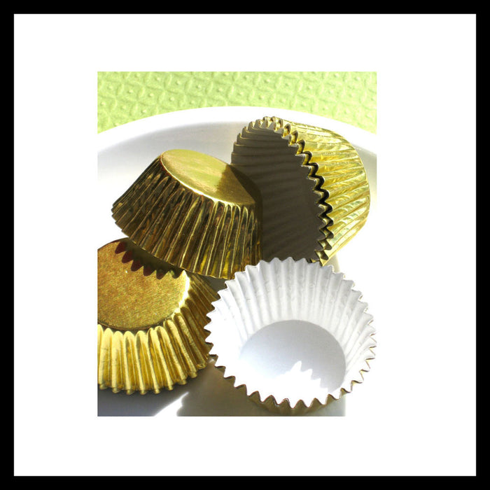 90 Cupcake Muffin Liners Foil Gold Baking Cups Bake Pastry Party Run Standard !!