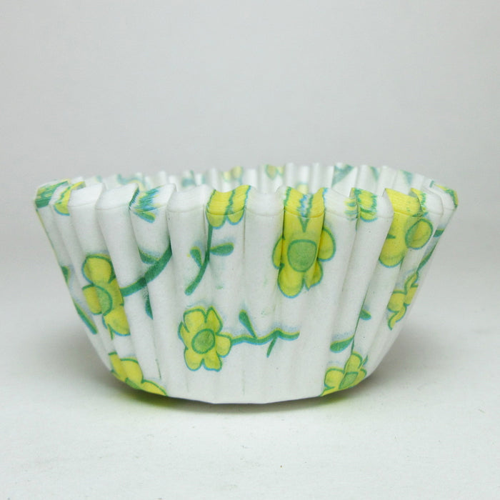 270 ct White Baking Cups Fluted Paper Liners Cupcakes Muffin Candy Standard Size